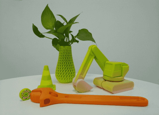 用藍(lán)鯨k53d打印機(jī)打印各種模型