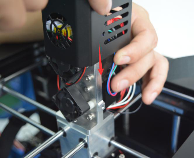 裝好電機(jī)風(fēng)扇罩示意圖